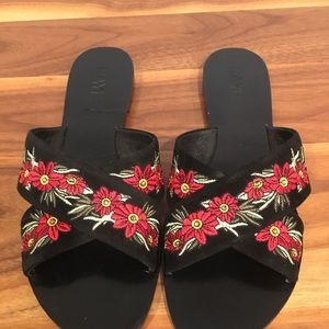 🌹Raye Sully Embroidered Slide Sandal